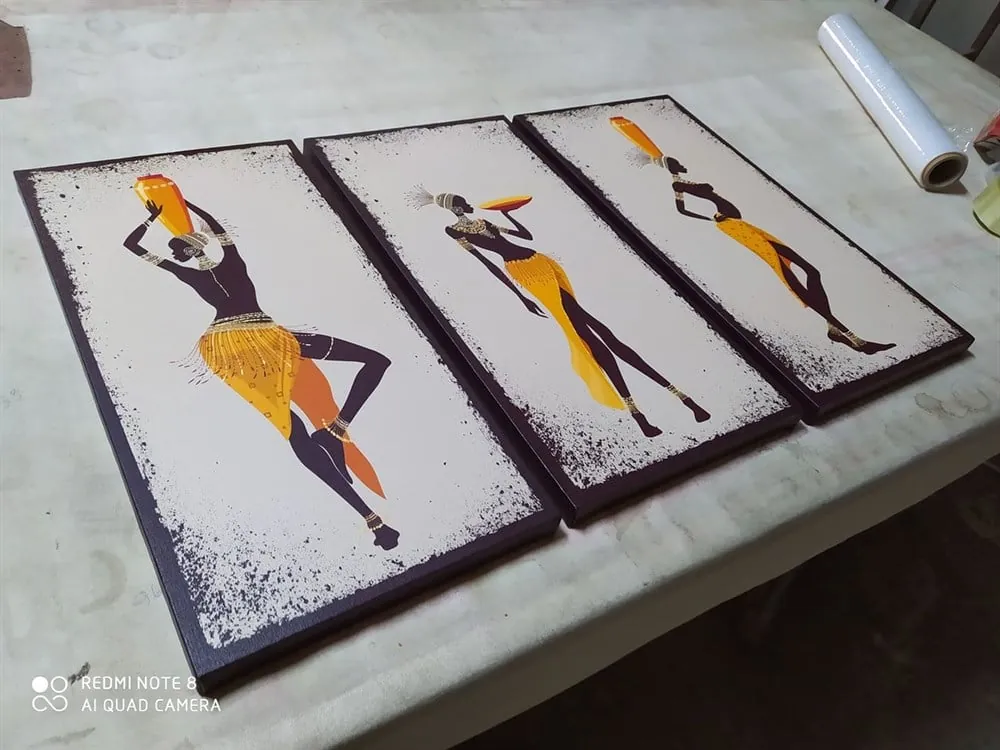 Afrikalı Siyahi Kadın Resimli 3 Parçalı Kanvas Tablo
