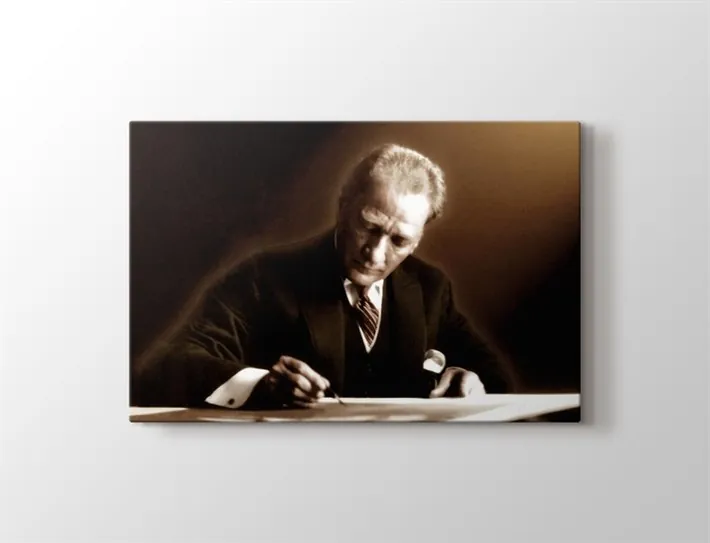 Atatürk'??n Yaz?? Yazarken Kanvas Tablosu