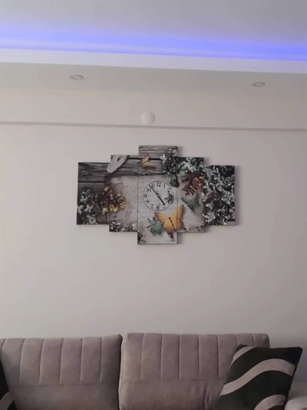 Hardal Sarıs?? Ye??il Renkli Çiçekli Kelebekli Kanvas Tablo