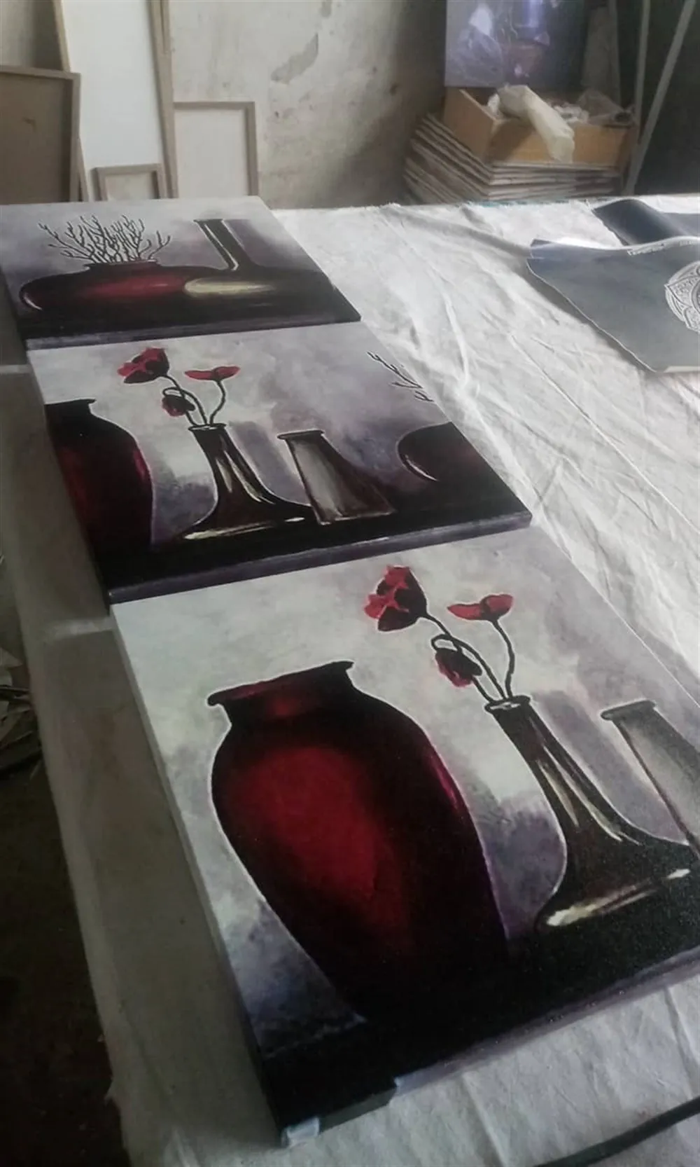 Bordo Vazo Ve Çiçekler Dekoratif Kanvas Tablo